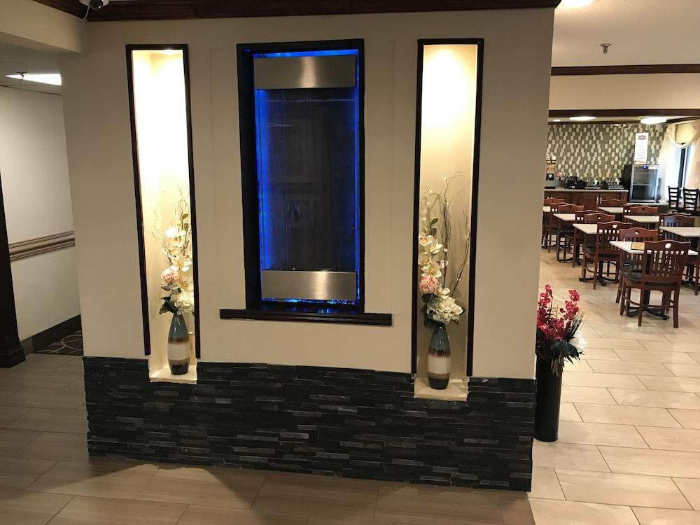 Baymont By Wyndham Grand Rapids Airport Hotel Cascade Eksteriør billede