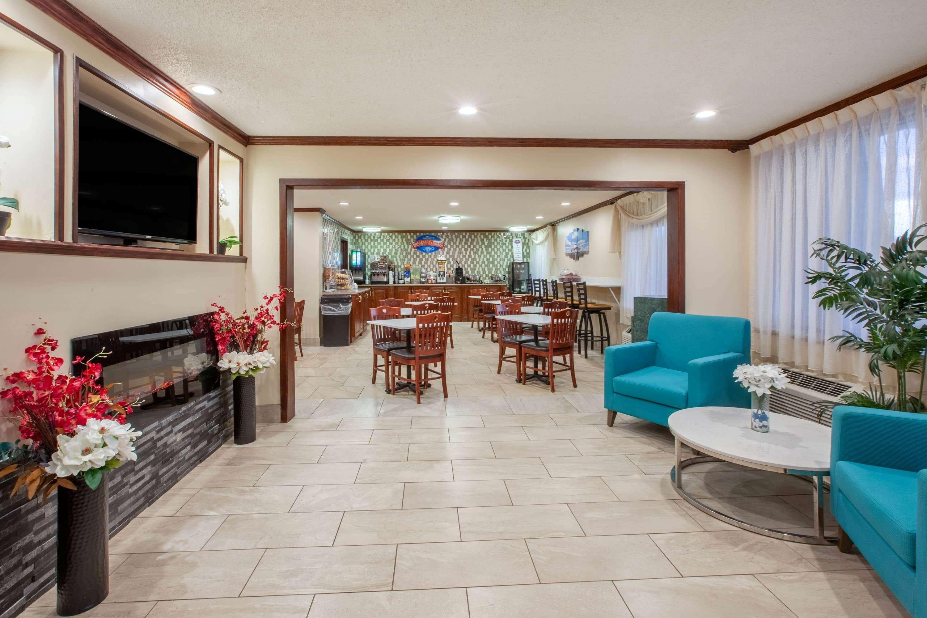 Baymont By Wyndham Grand Rapids Airport Hotel Cascade Eksteriør billede